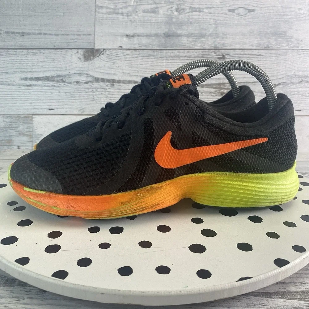 Nike Revolution 4 Shoes Boys 6.5Y Black Breathable Comfort Athletic AR2416-001